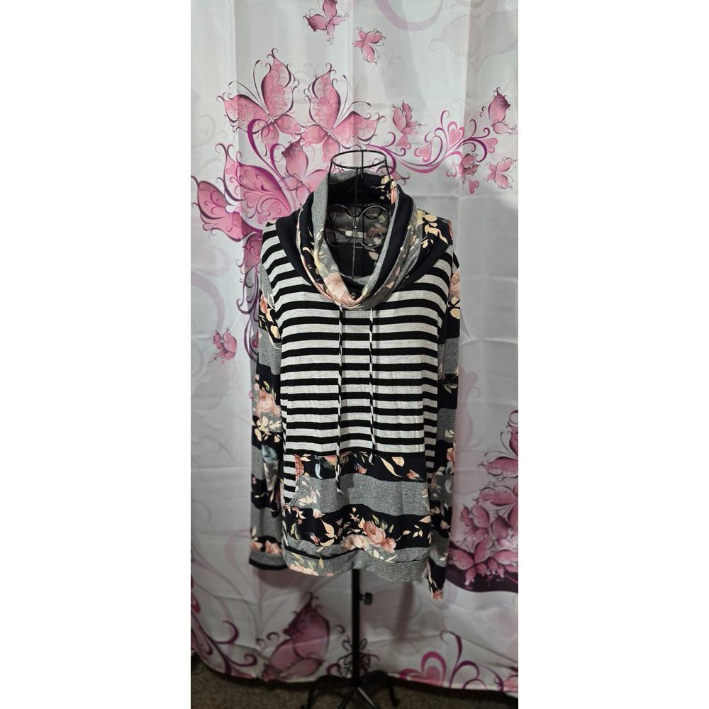 12 PM By Mon Ami Large Floral‎ Striped Long Sleeve Pullover Cute Front Pocket